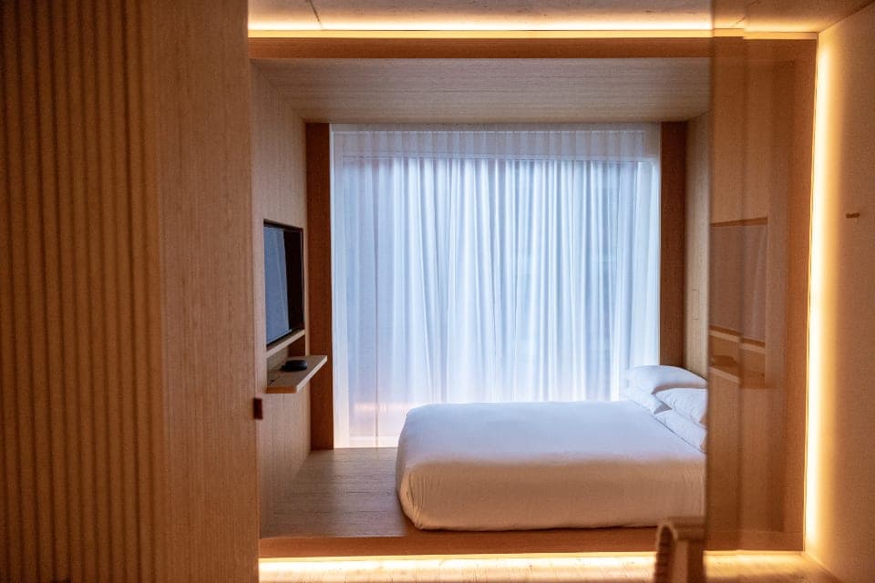 Frontline Court accommodation